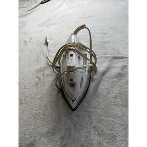 Sunbeam White Steam Iron with Stainless Steel Soleplate